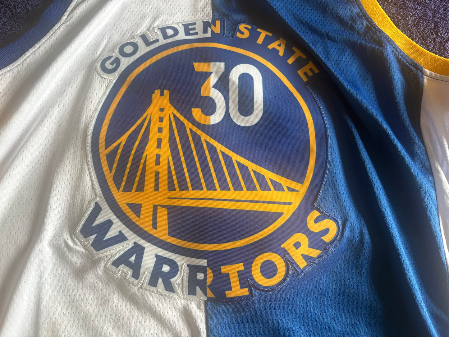 Golden State Warrior NBA 1/2 & 1/2 Basketball Vest Large Curry 30 Blue White
