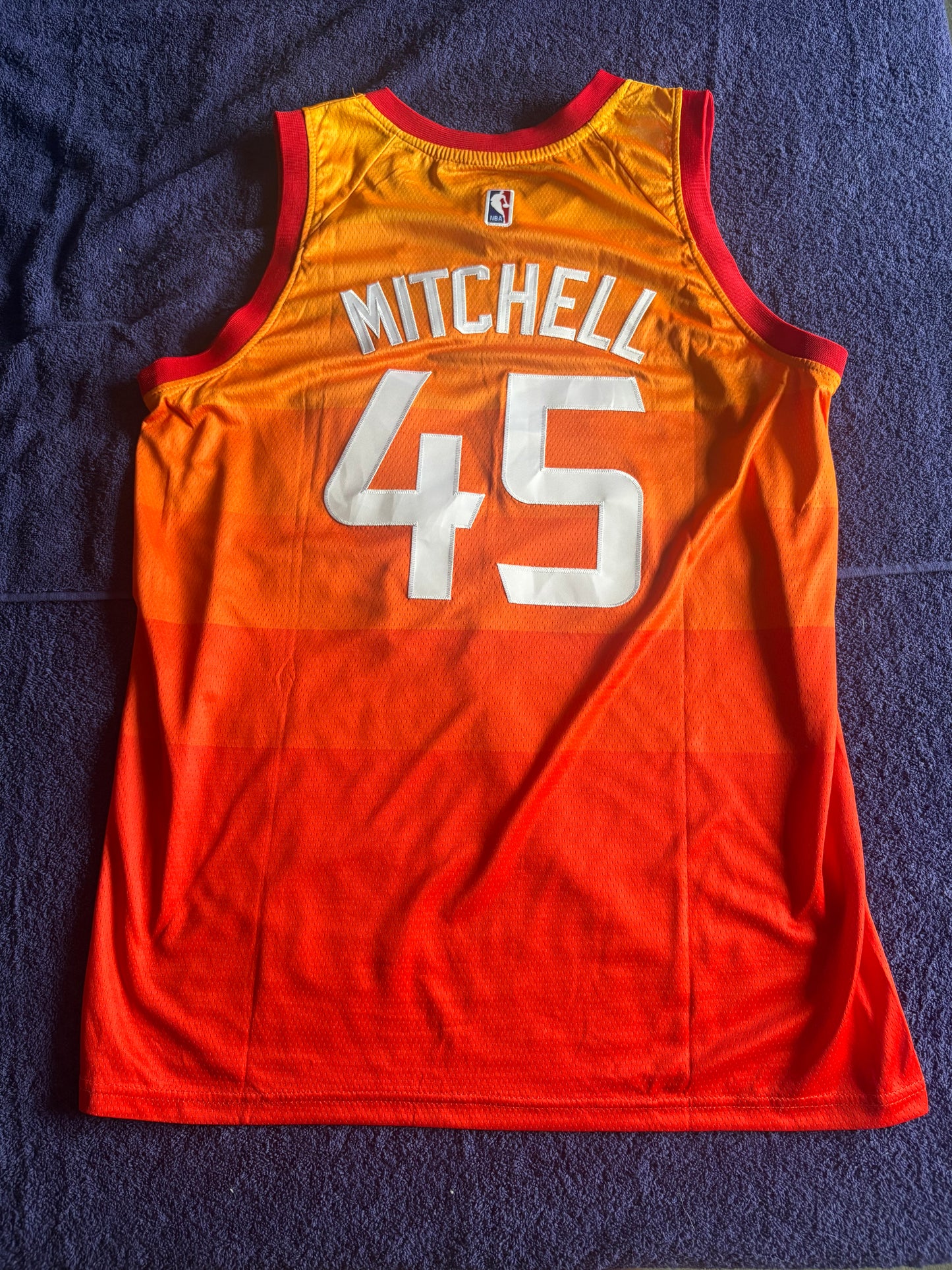 Utah Jazz Fan NBA Basketball Vest Size 50 Mitchell 45