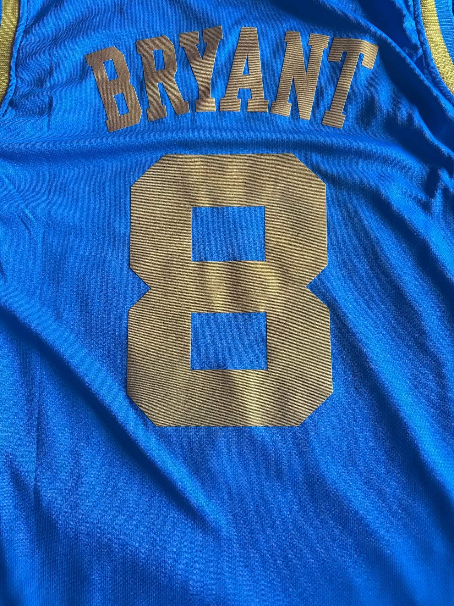 Los Angeles Lakers Fan Retro NBA Basketball Vest Large Bryant 8