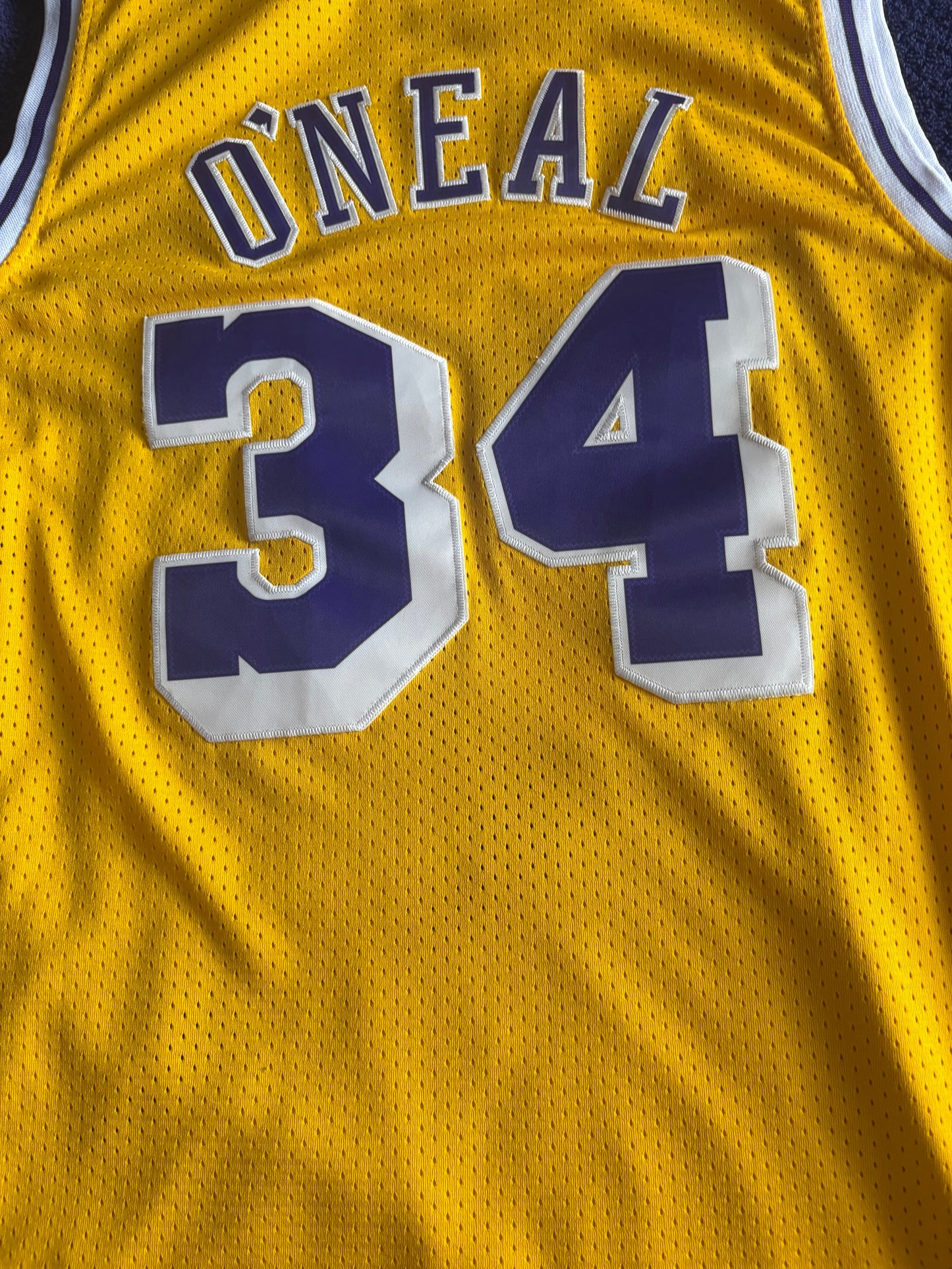 Los Angeles Lakers M&N NBA HardWood Classics Basketball Vest Large O’Neal 34