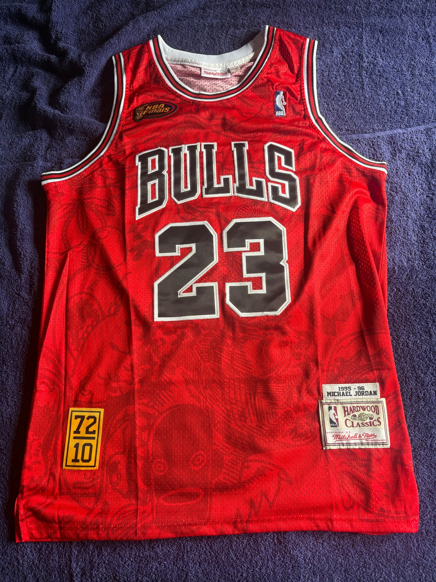 Chicago Bulls M&N NBA HardWood Classics Basketball Vest Large Jordan 23