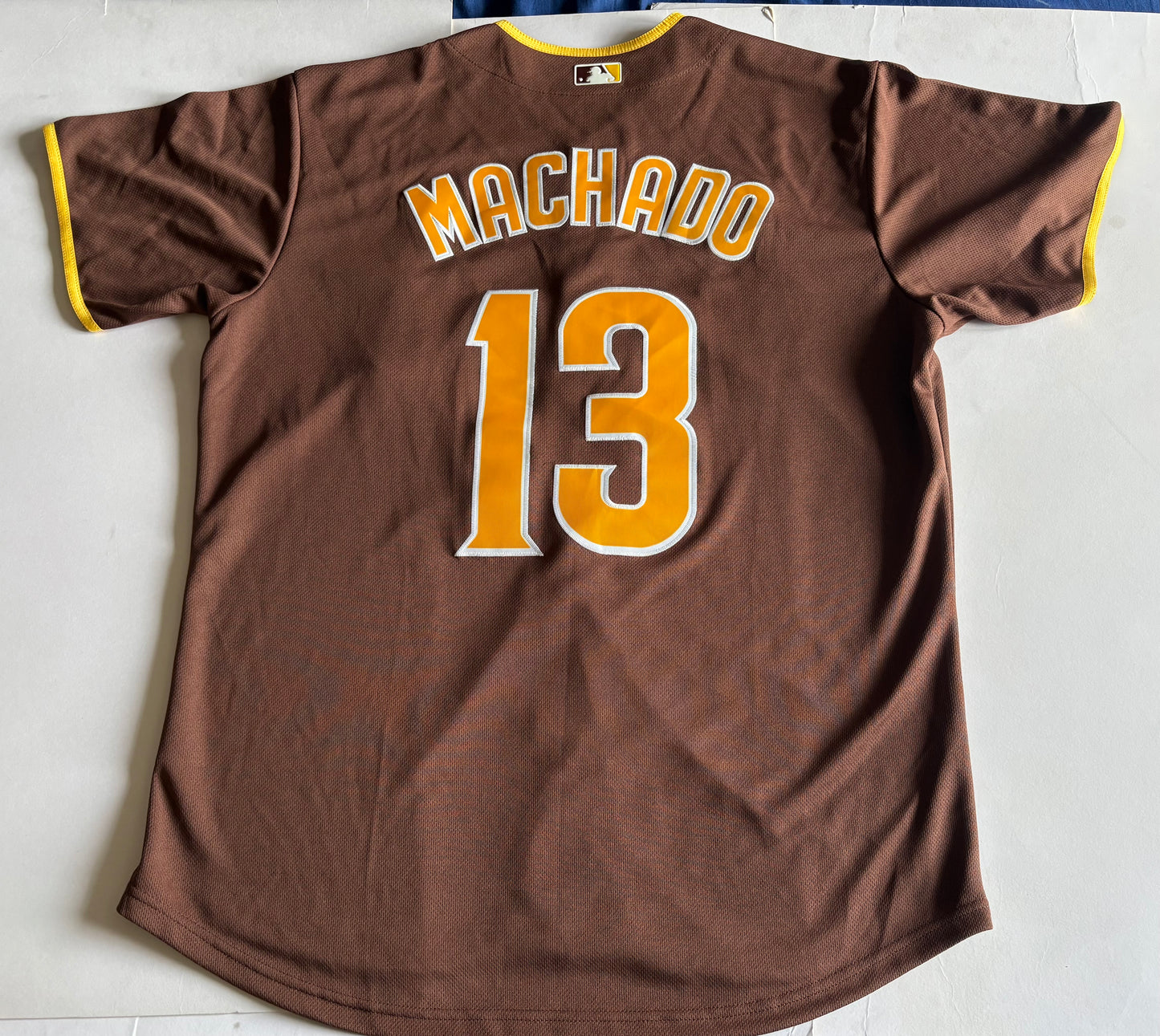 San Diego Padres MLB Baseball Shirt Large Machado 13 Brown