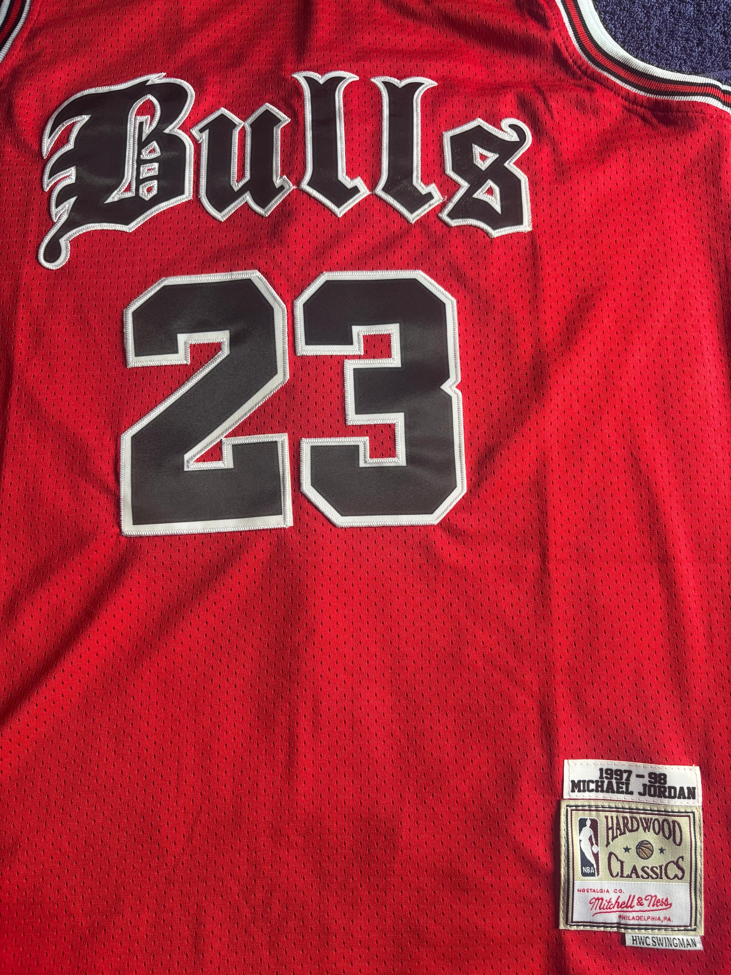 Chicago Bulls M&N NBA HardWood Classics Basketball Vest Large Jordan 23