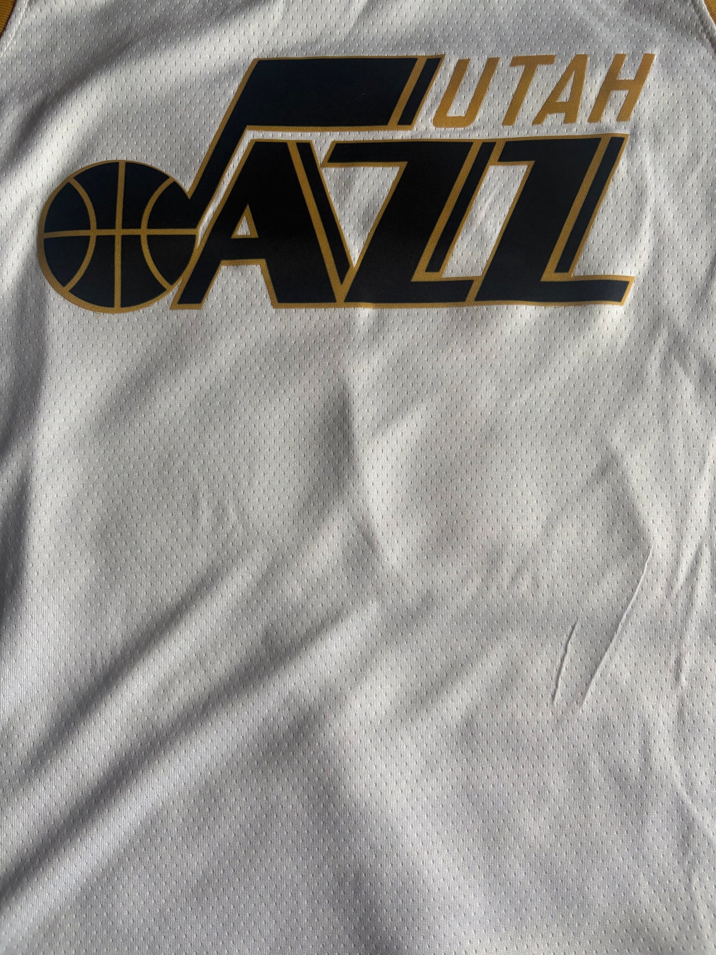Utah Jazz Fan Retro NBA Basketball Vest Large Malone 32