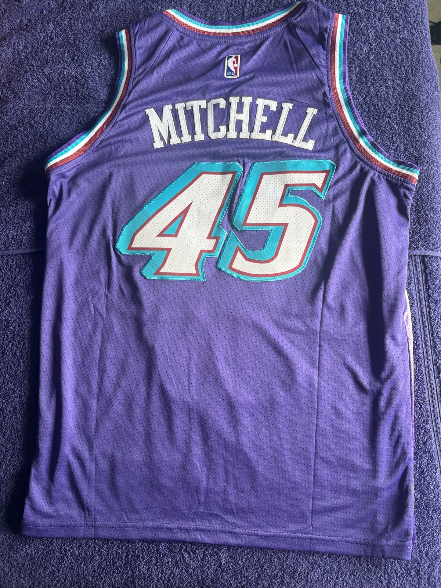 Utah Jazz Fan NBA Basketball Vest Size 50 Mitchell 45