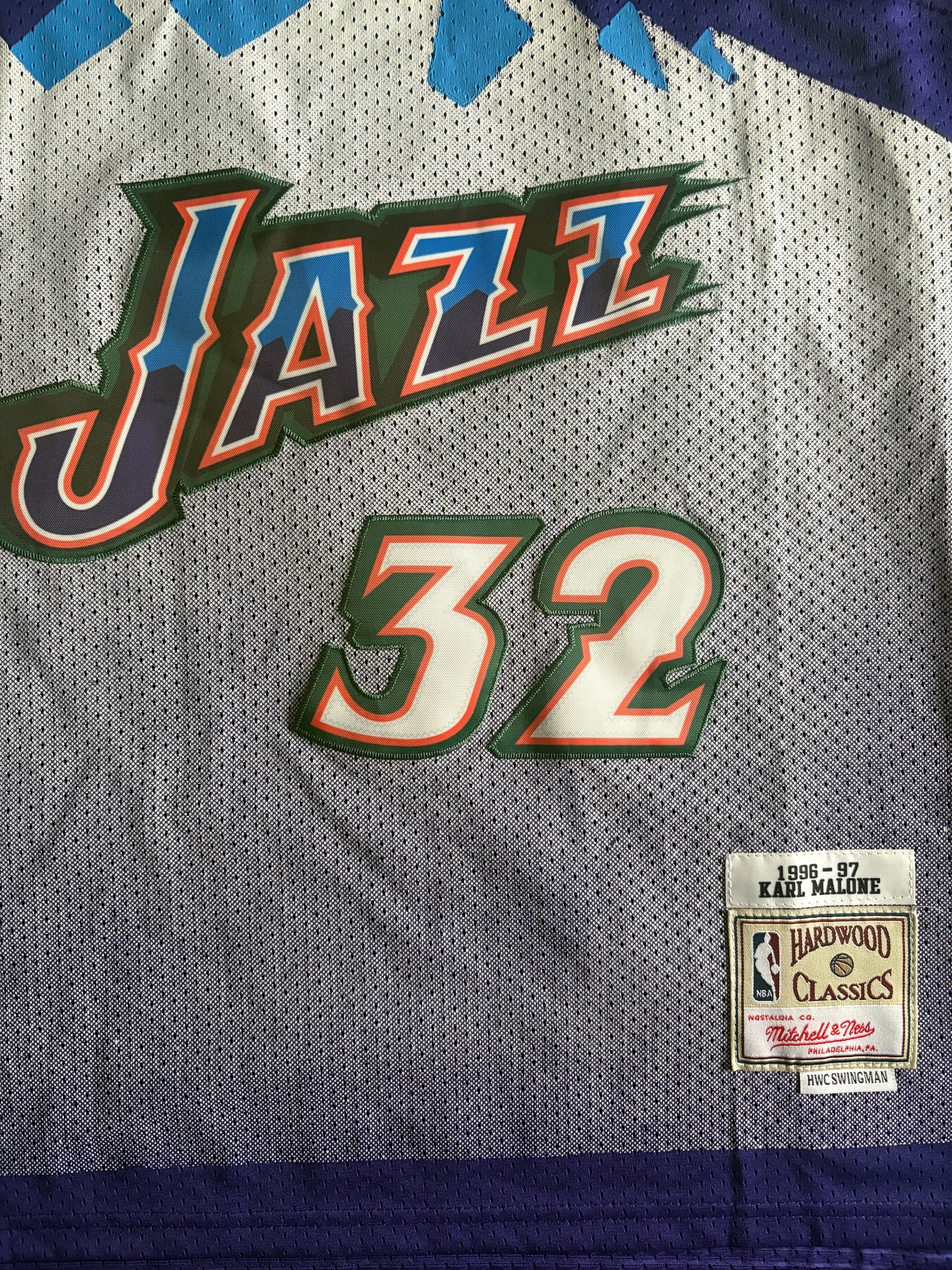 Utah Jazz M&N NBA HardWood Classics Basketball Vest Large Malone 32