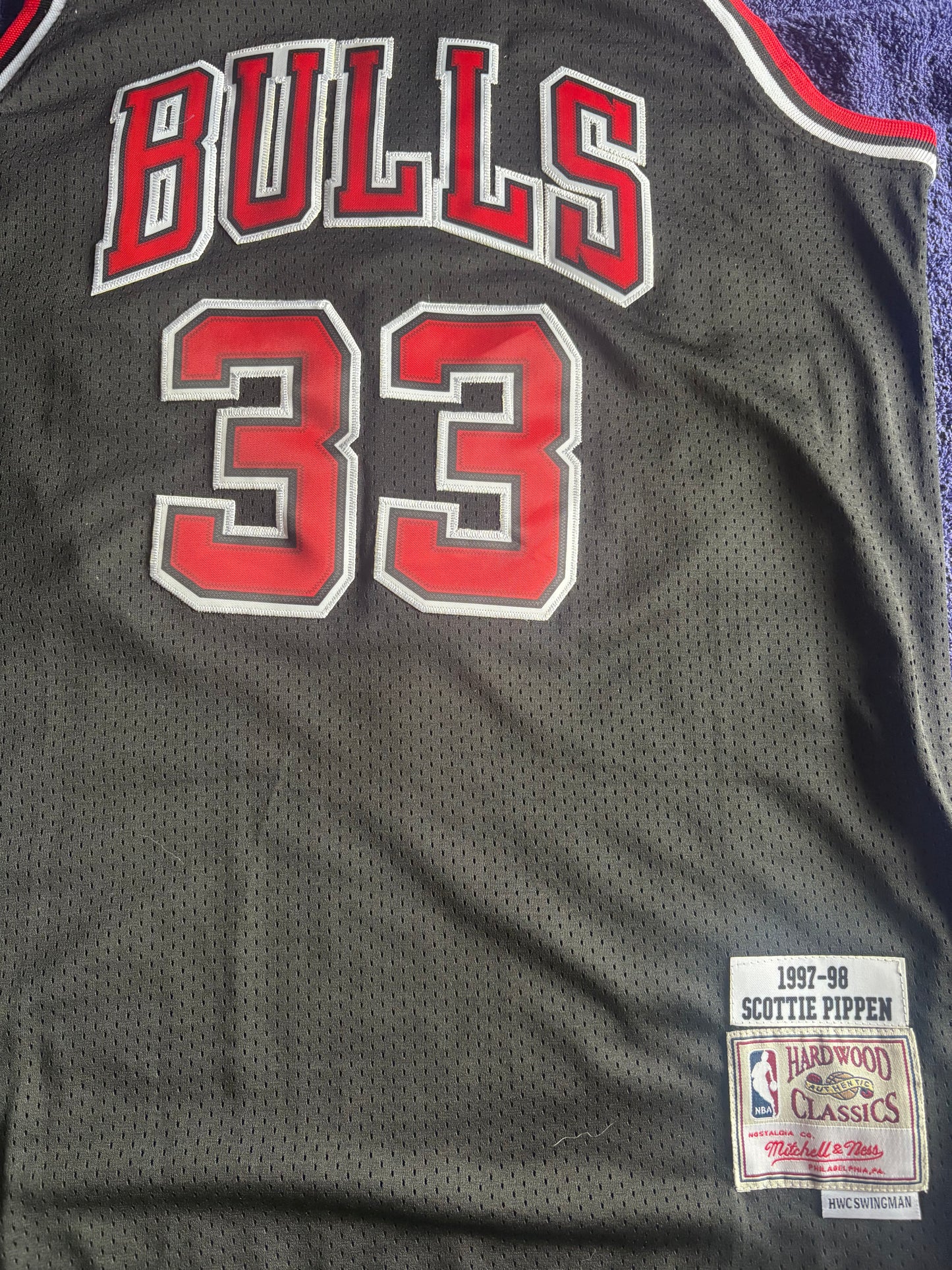 Chicago Bulls M& N NBA HardWood Classics Basketball Vest Large Pippen 33