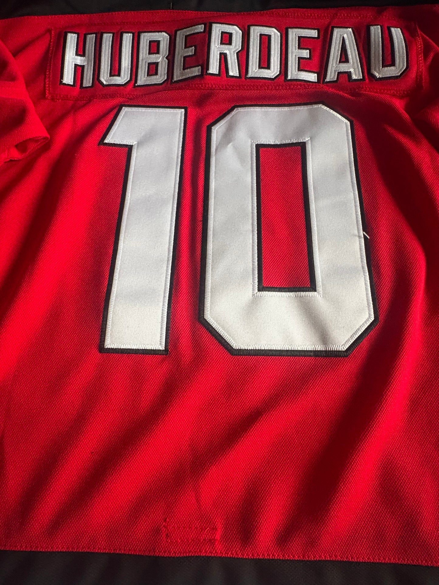 CCM Reebok Calgary Flames NHL Shirt Size Large Huberdeau 10 A