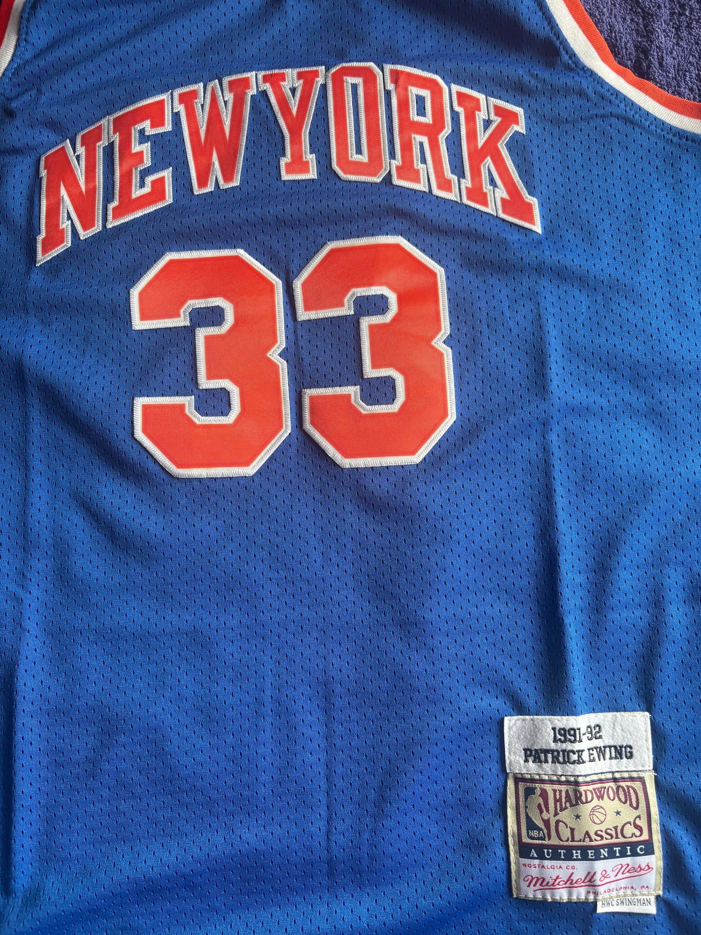 New York Knicks NBA HardWood Classics Basketball Vest Large Ewing 33