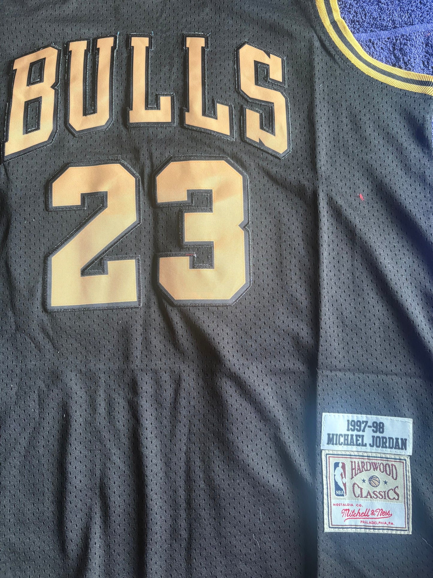 Chicago Bulls M&N NBA HardWood Classics Basketball Vest Large Jordan 23