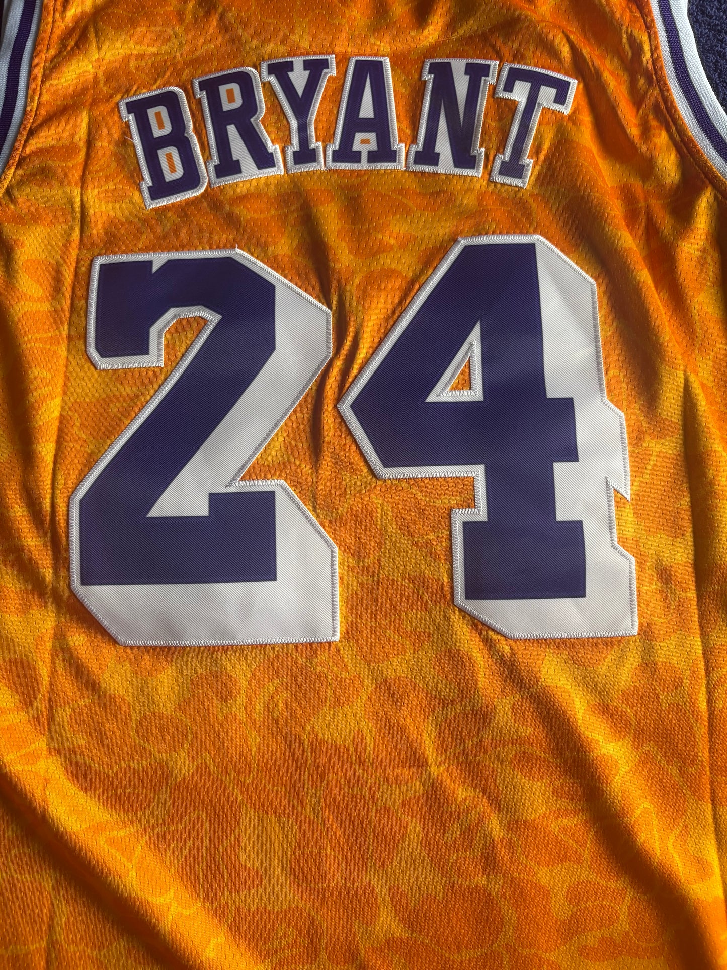 Los Angeles Lakers M&N NBA HardWood Classics Basketball Vest Large Bryant 24
