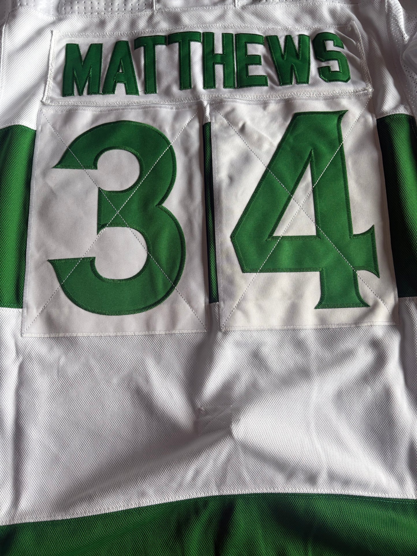 Toronto Maple Leafs St Pats NHL Shirt Size Large Matthews 34 C