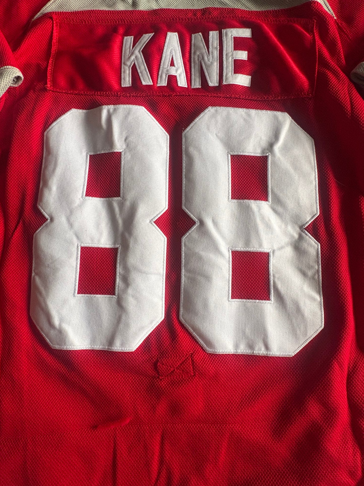 CCM Reebok Chicago Blackhawks NHL Hockey Shirt Size 50 Kane 88 A Warm up Shirt