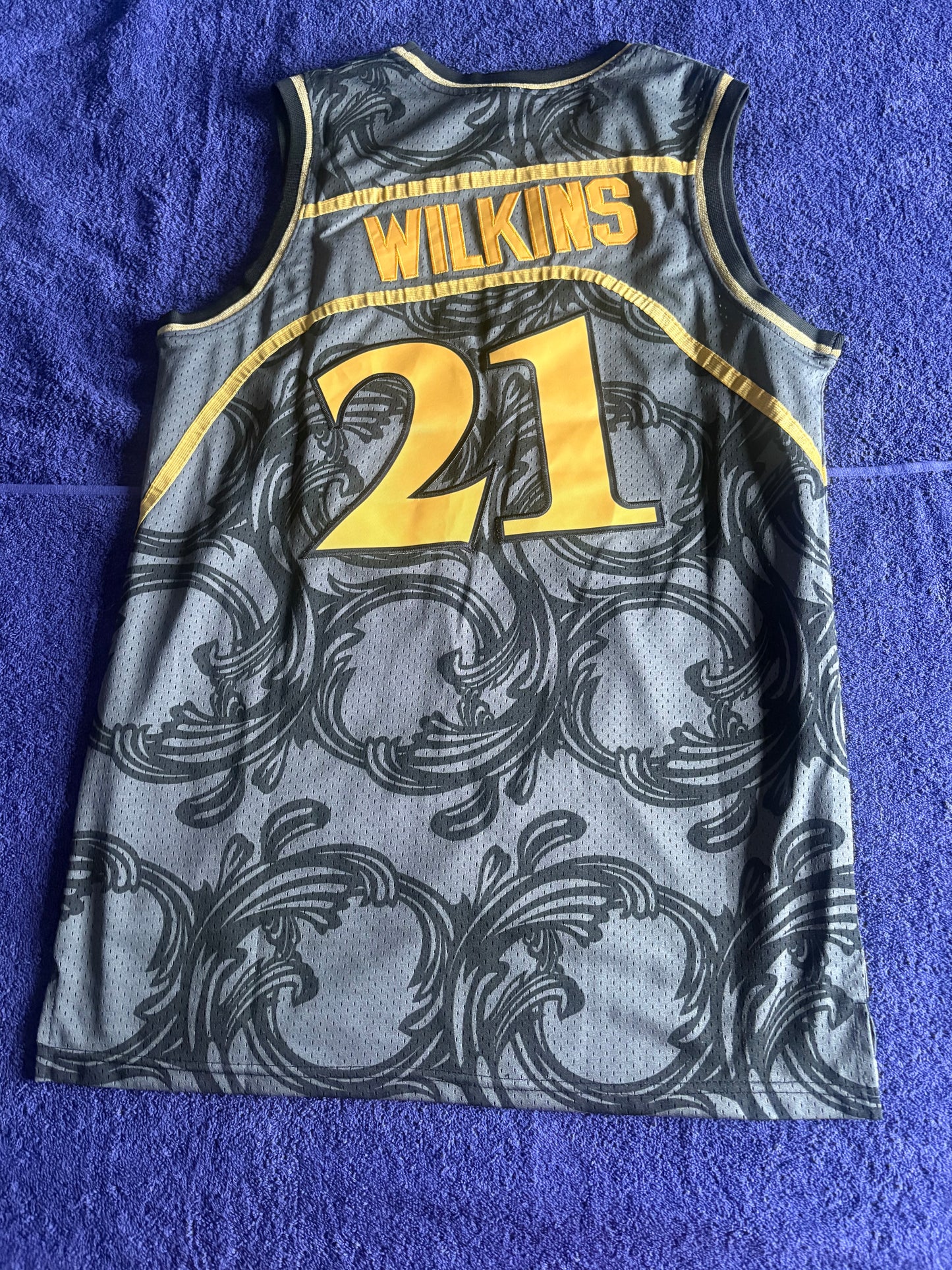 Atlanta Hawks M&N NBA HardWood Classics Basketball Vest Large Wilkins 21
