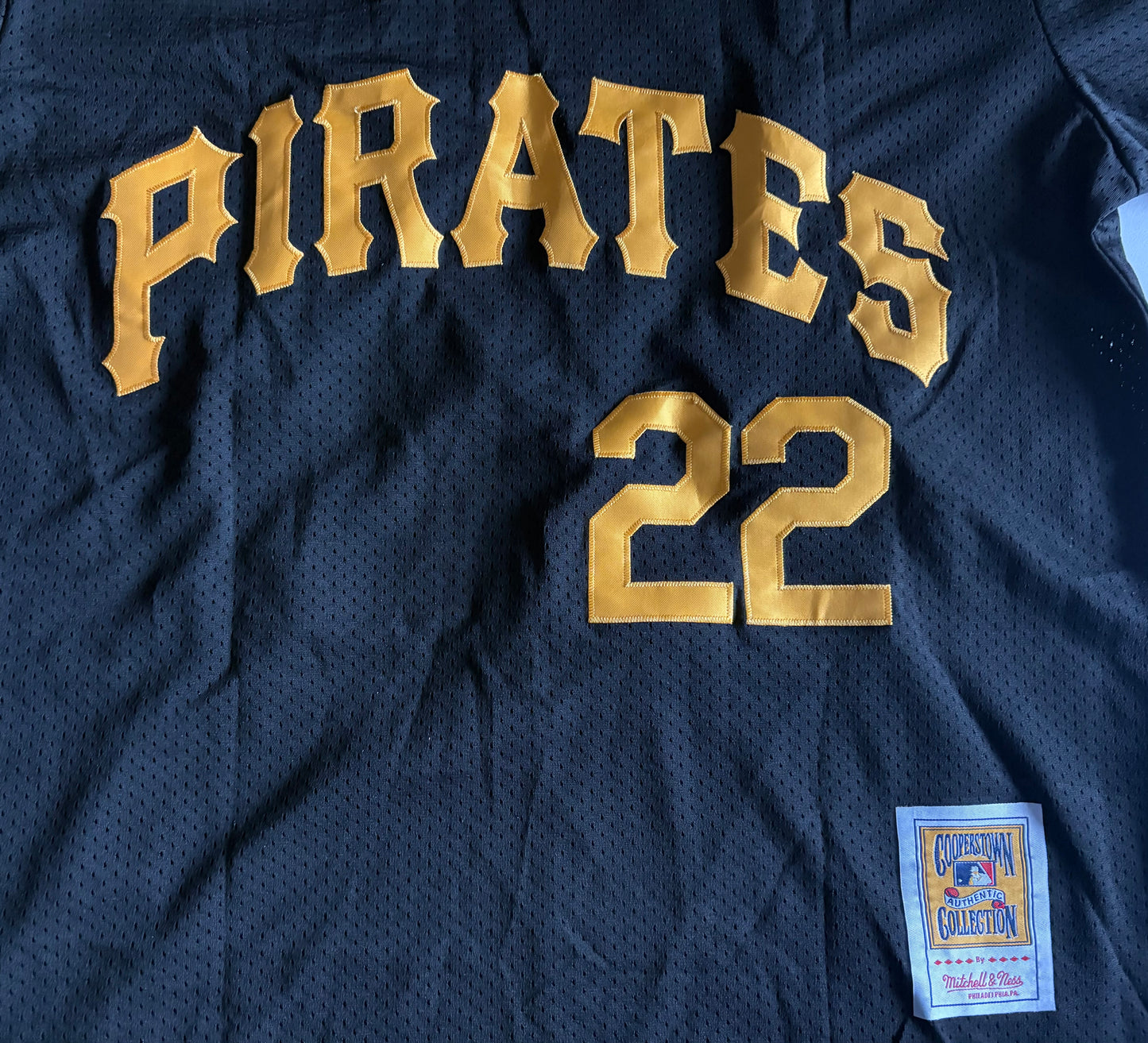 Pittsburgh Pirates MLB Baseball Shirt Large Cooperstown Collection Black 22 McCutchen