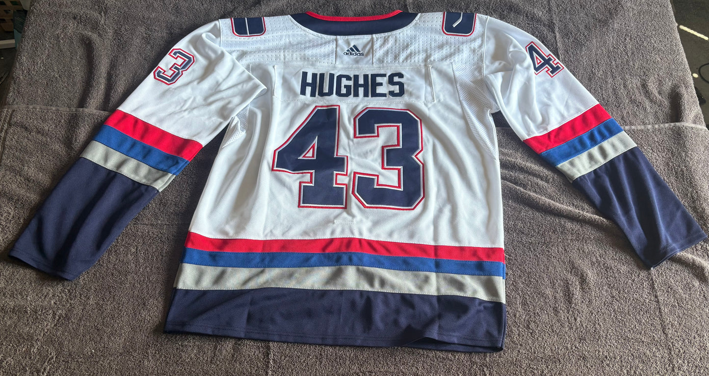 Vancouver Canucks NHL Shirt Blue Size Large Hughes Blue White C 43