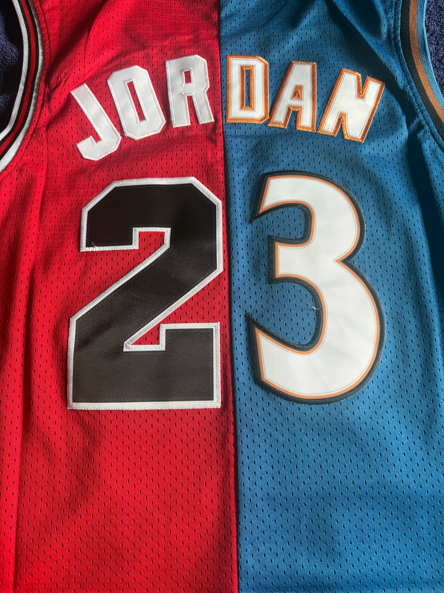 Retro 1/2& 1/2 Chicago Bulls Washington Wizards Jordan Basketball Vest Large White, Blue, Black & Red 23