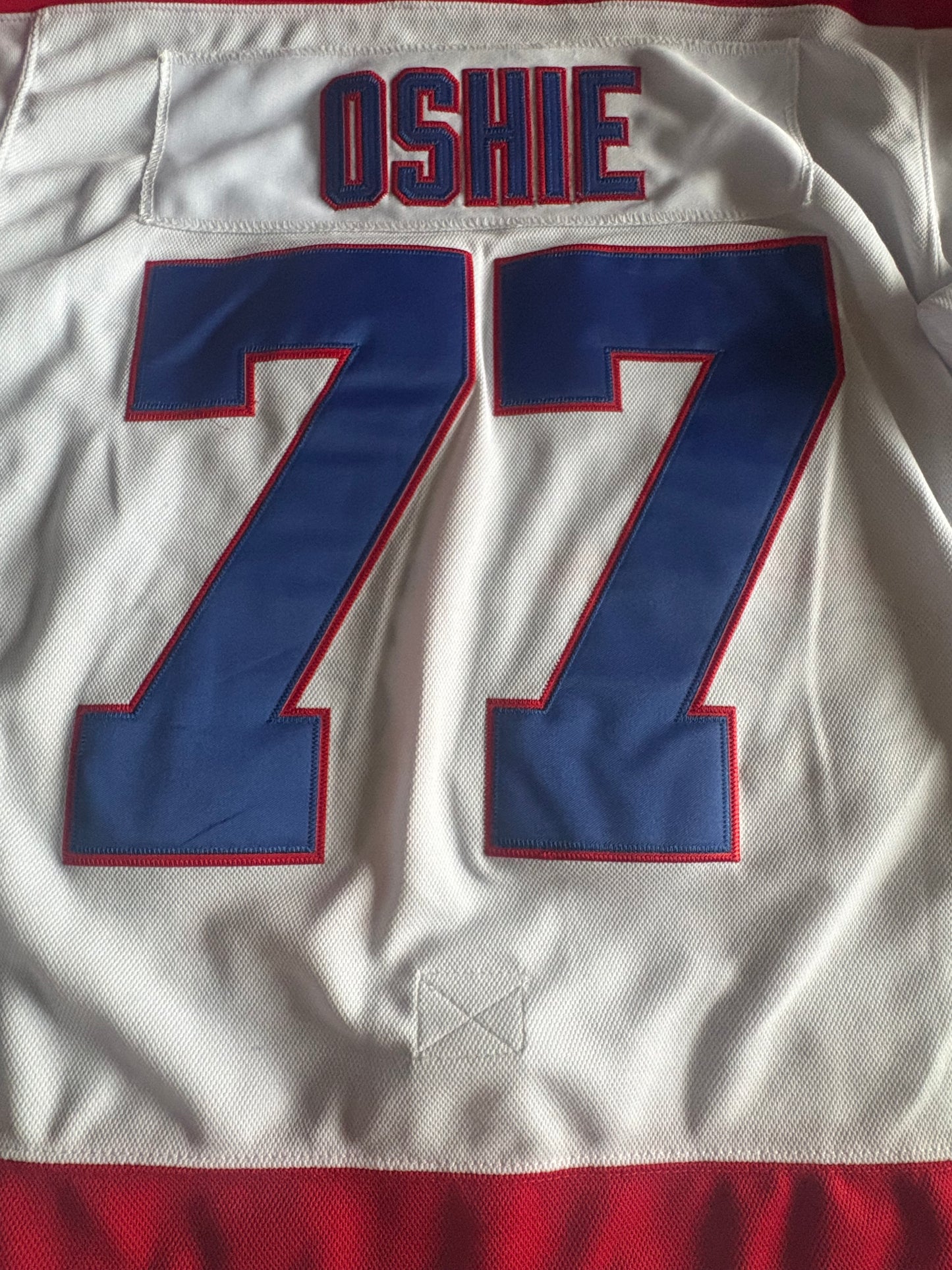 CCM Reebok Washington Capitals NHL Hockey Shirt Size 50 Oshie 77