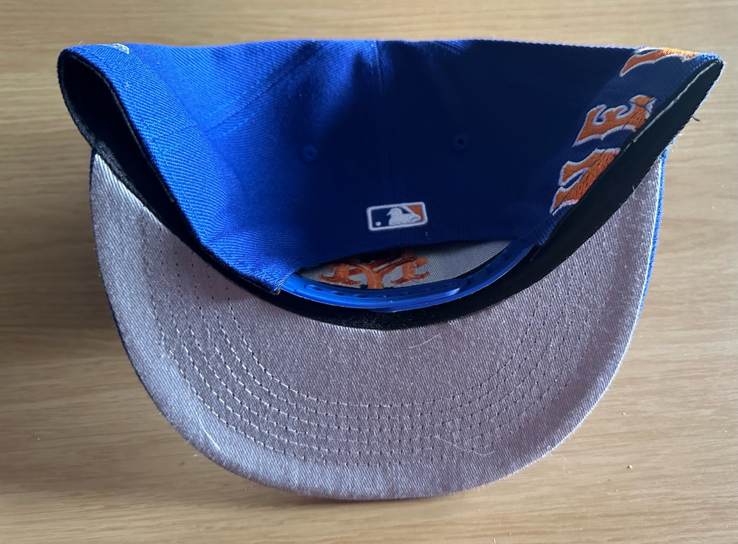 New York Mets MLB SnapBack Baseball Cap Multicolour New With Sticker