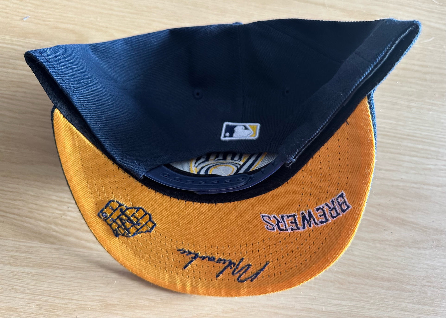 Milwaukee Brewers MLB SnapBack Baseball Cap Multicolour New With Sticker