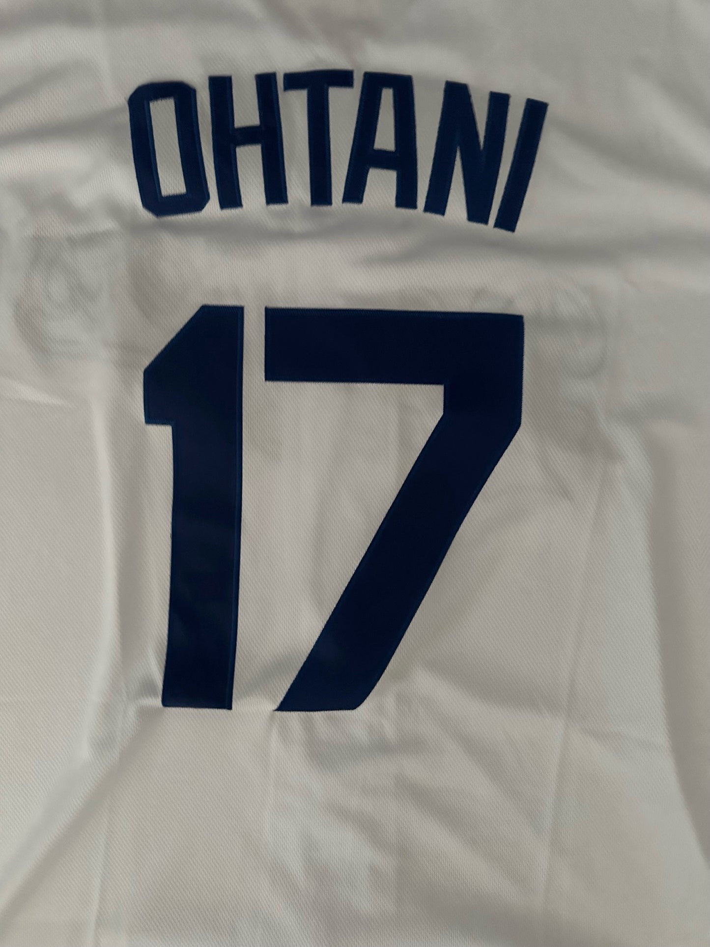 Los Angeles LA Dodgers MLB Baseball Shirt Large Ohtani 17 White