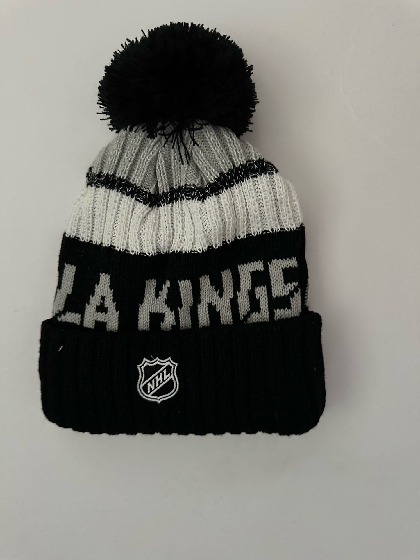 Los Angeles LA Kings NHL Bobble Beanie Multi Colour With Tags on