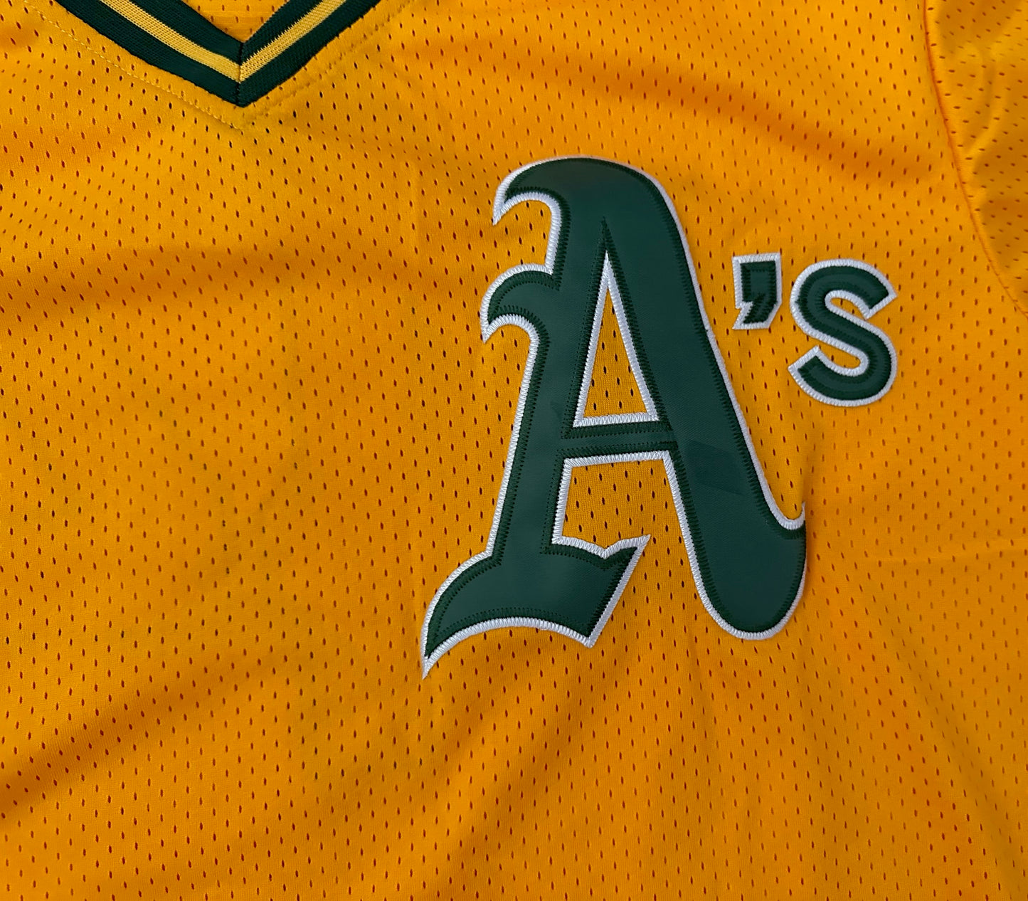 Oakland A's Athletics MLB Baseball Shirt Large Jackson 44 Yellow