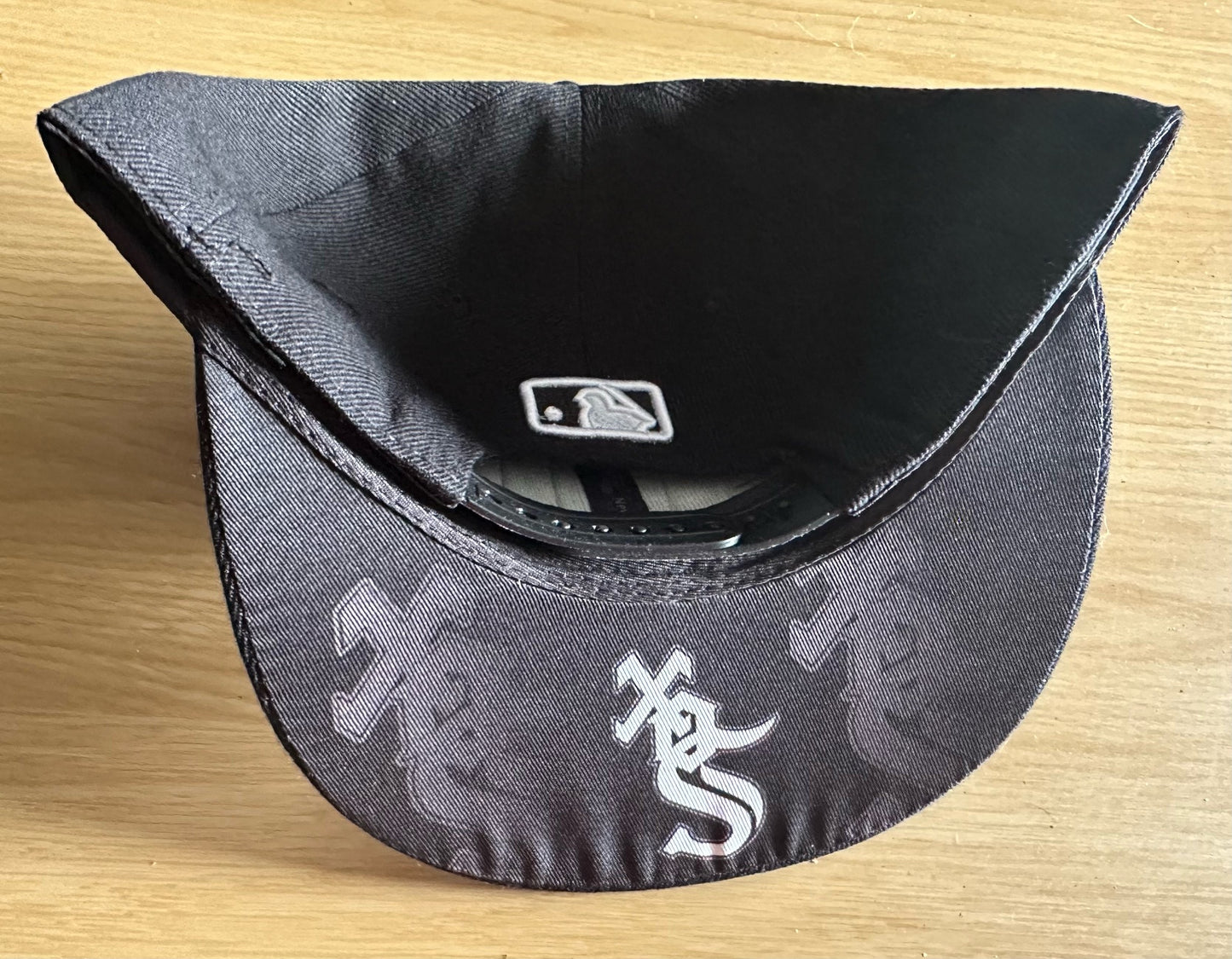 Chicago White Sox MLB SnapBack Baseball Cap Multicolour New With Sticker