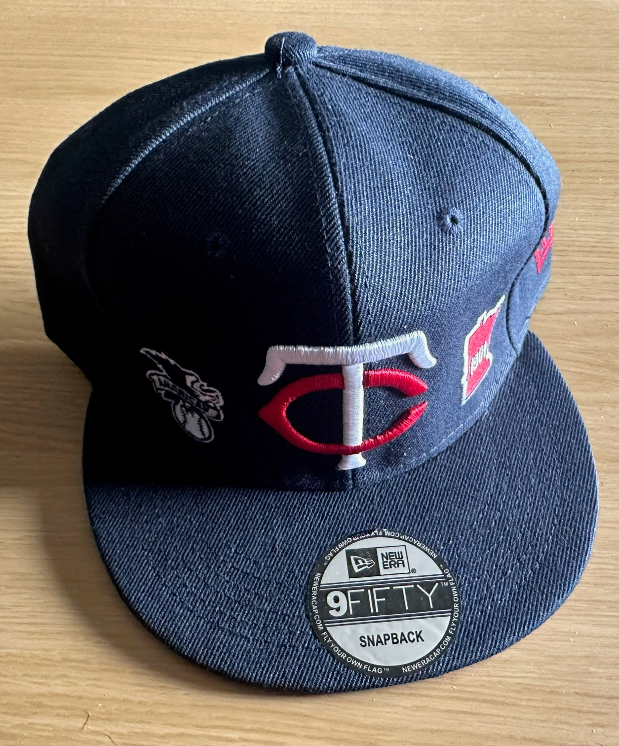 Minnesota Twins MLB SnapBack Baseball Cap Multicolour New With Sticker