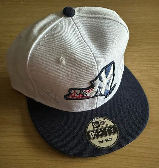 New York Yankees MLB SnapBack Baseball Cap Multicolour New With Sticker