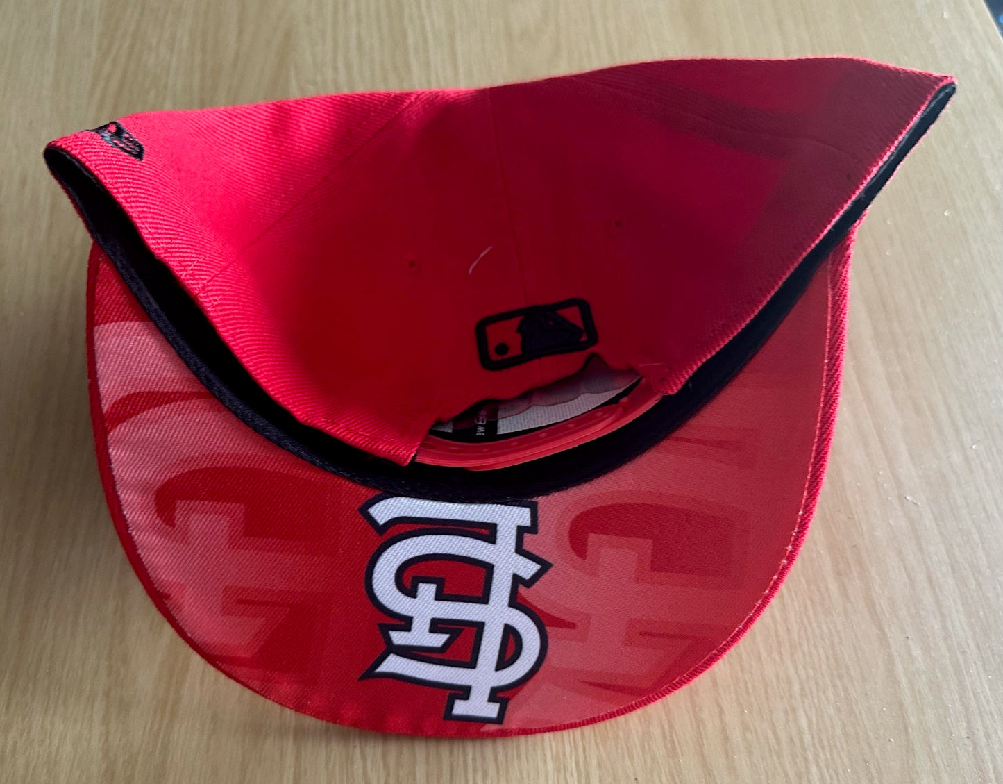 St Louis Cardinals MLB SnapBack Baseball Cap Multicolour New With Sitcker