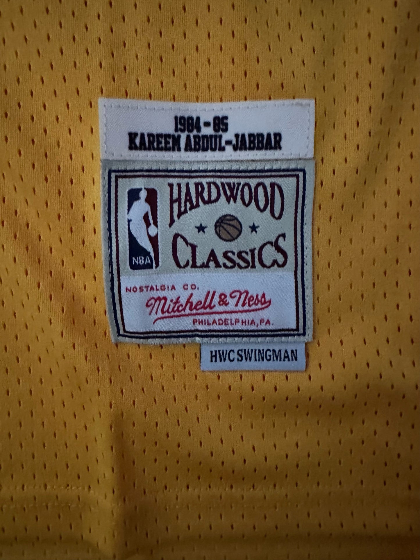 Los Angeles LA Lakers NBA Hardwood Classics Basketball Vest Large 33 Adbul-Jabbar Yellow
