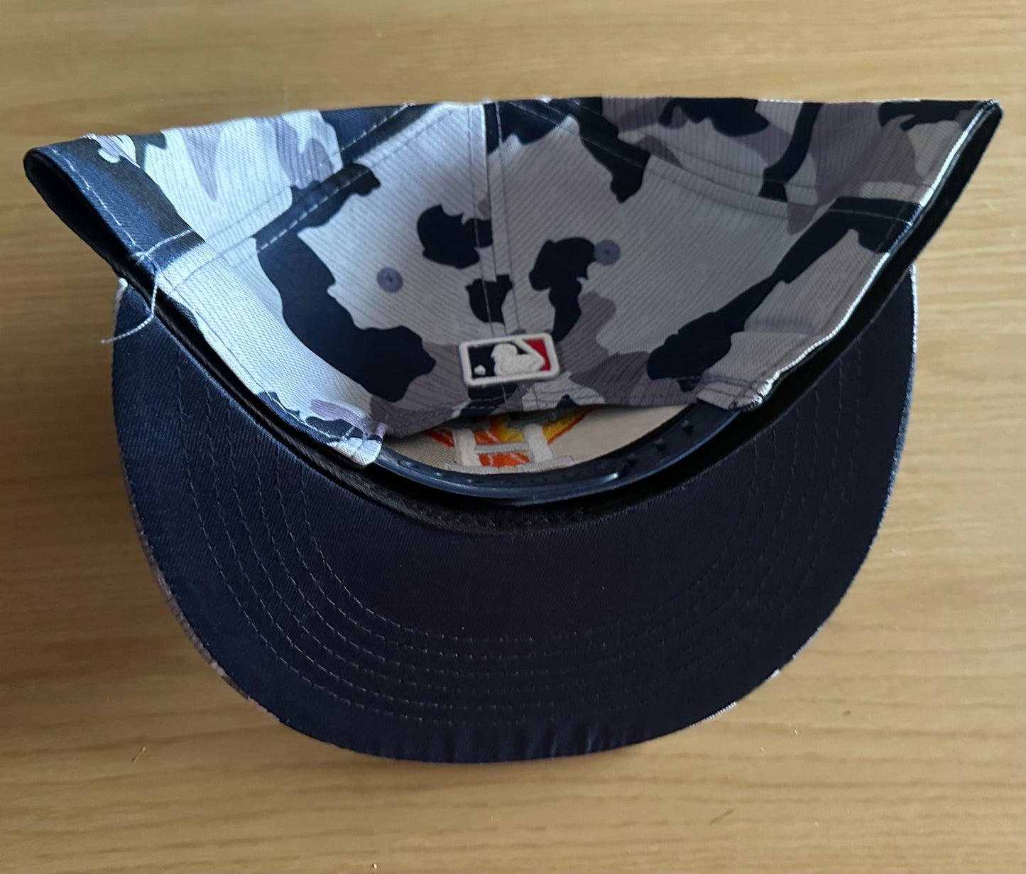 Houston Astros MLB SnapBack Camo Baseball Cap Multicolour New With Sticker