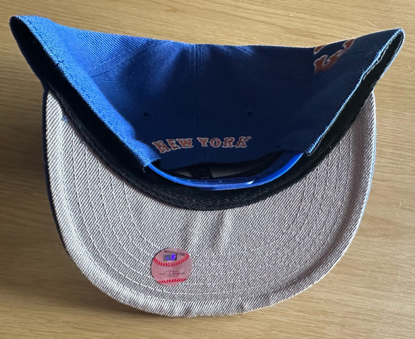 New York Mets MLB SnapBack Baseball Cap Multicolour New With Sticker
