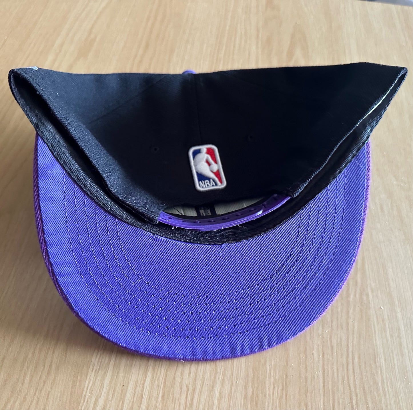 Los Angeles Lakers NBA SnapBack Baseball Cap Multicolour New With Sticker