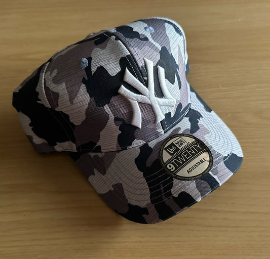 New York Yankees MLB Camo Baseball Cap Multicolour New With Sticker