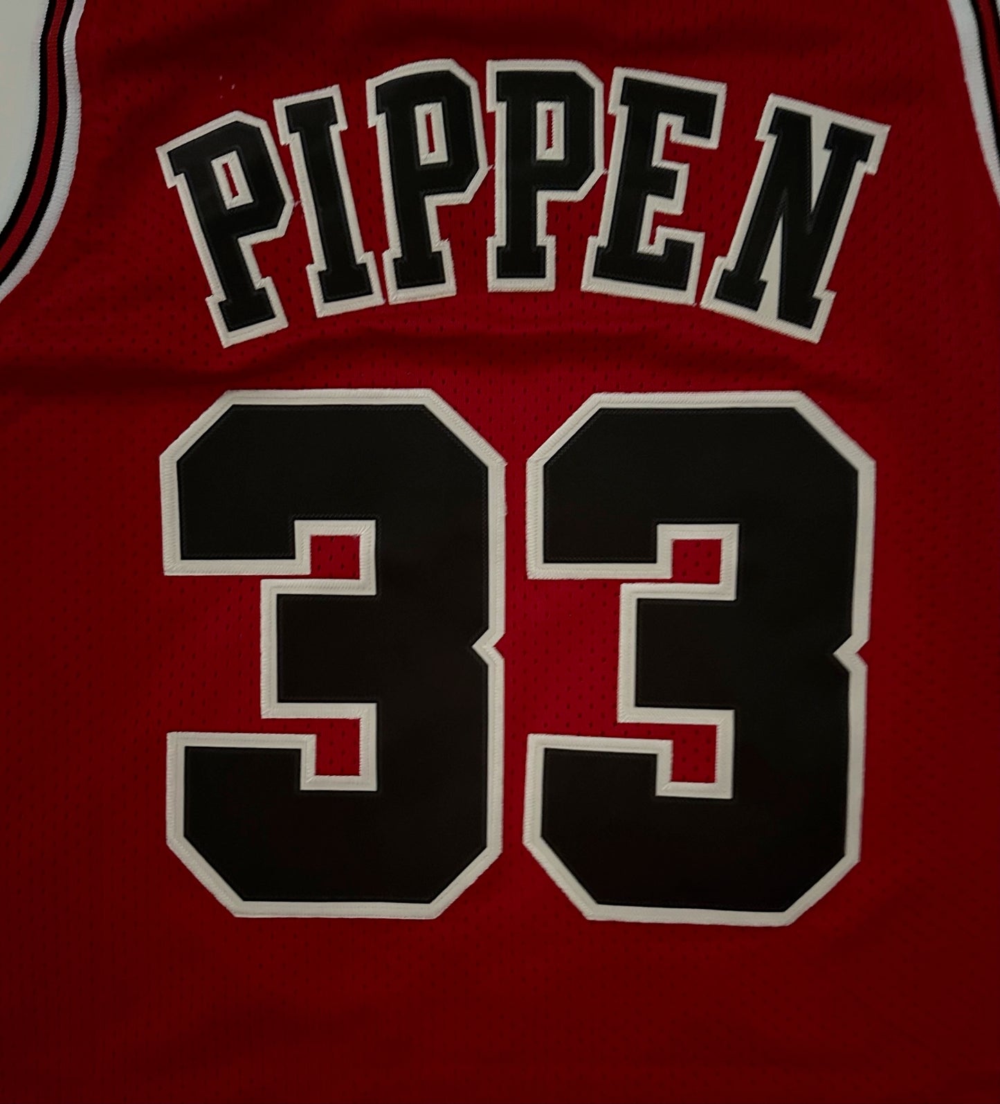 Chicago Bulls NBA Hardwood Classics Basketball Vest Large Pippen 33 Red