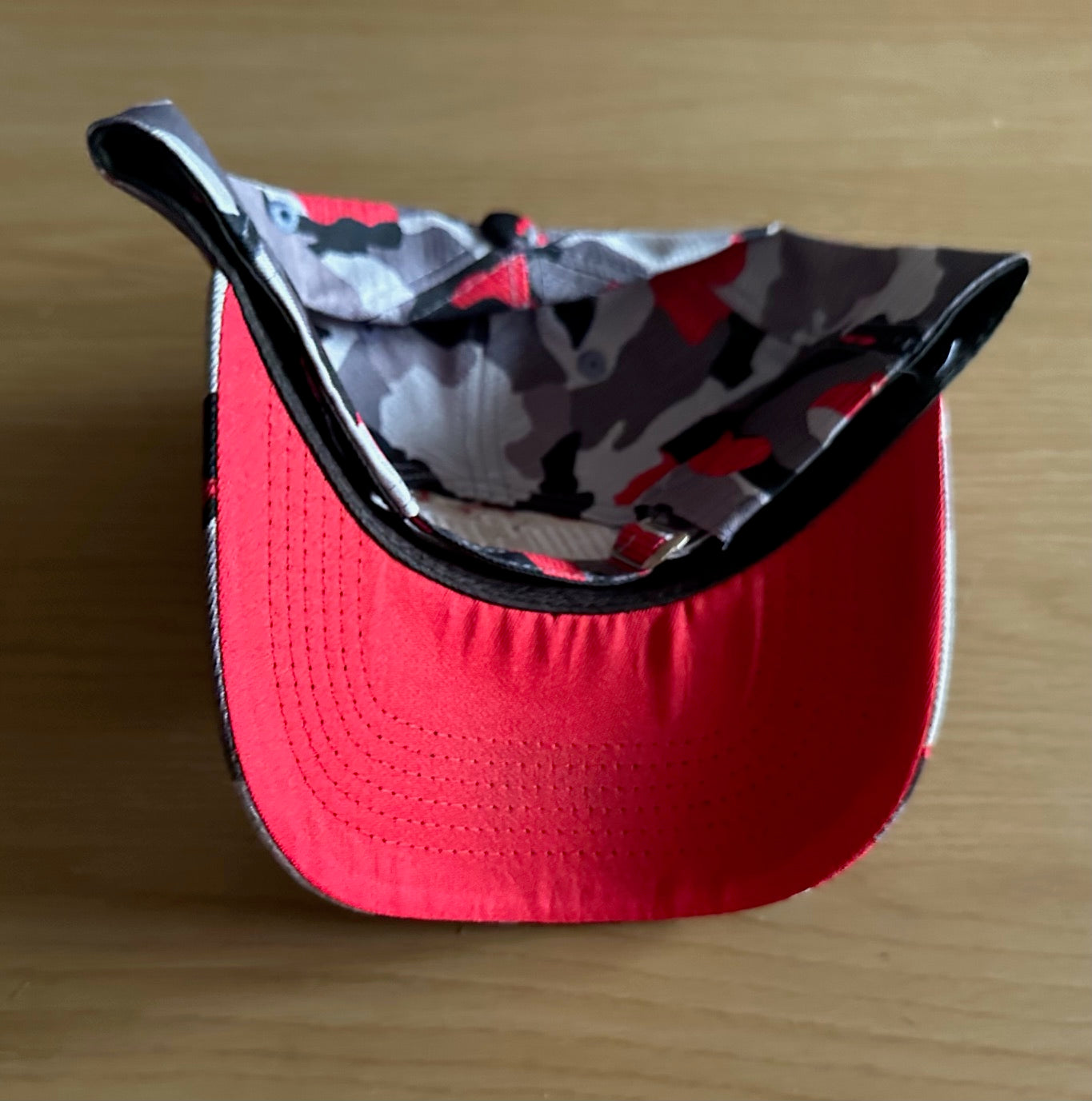 Ohio State Buckeyes NCAA Camo Baseball Cap Multicolour New With Sticker