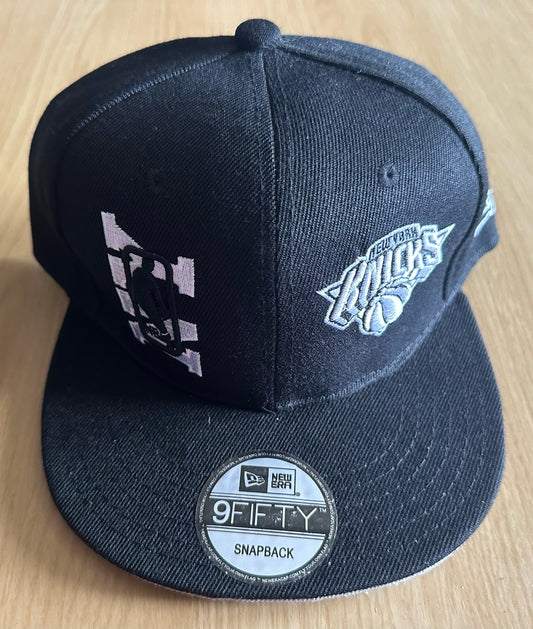 New York Knicks NBA SnapBack Baseball Cap Multicolour New With Sticker