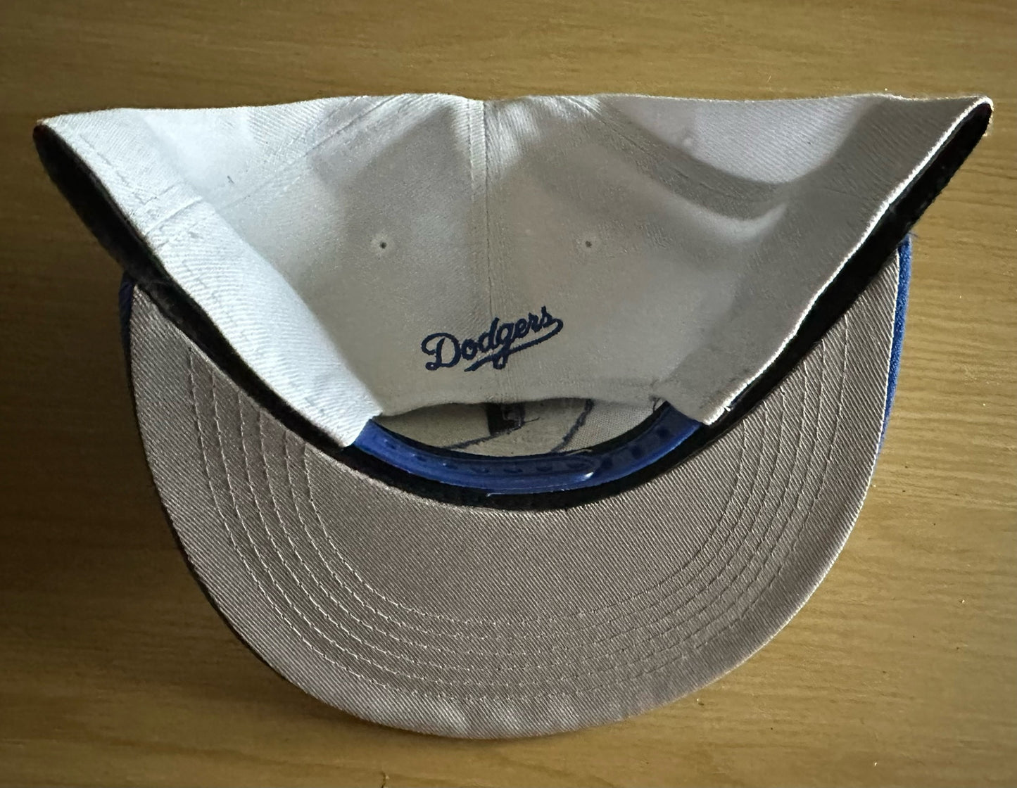 Los Angeles LA Dodgers MLB SnapBack Baseball Cap Multicolour New With Sticker