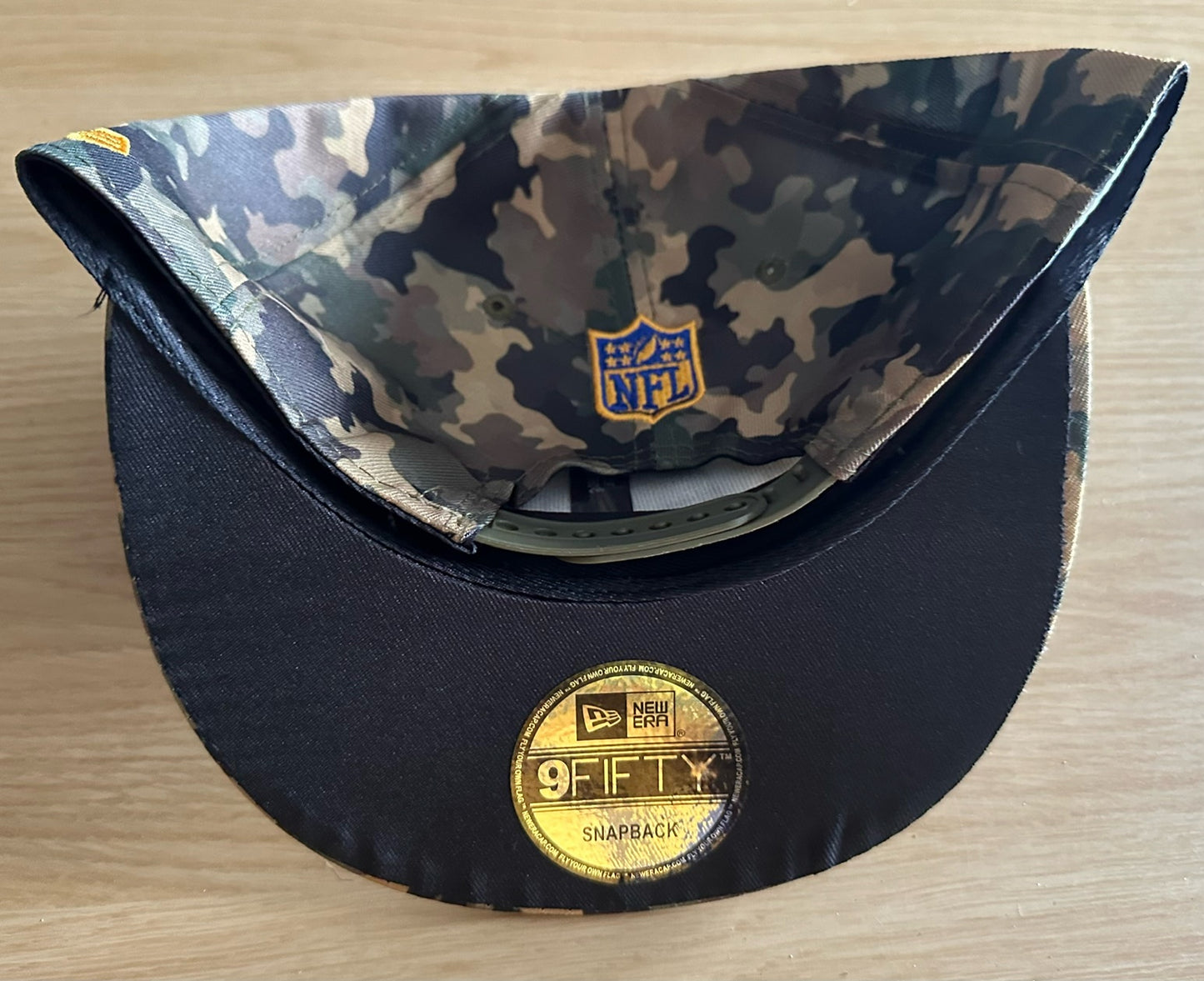 Pittsburgh Steelers NFL 2 Camo SnapBack Baseball Cap Multicolour New With Sticker