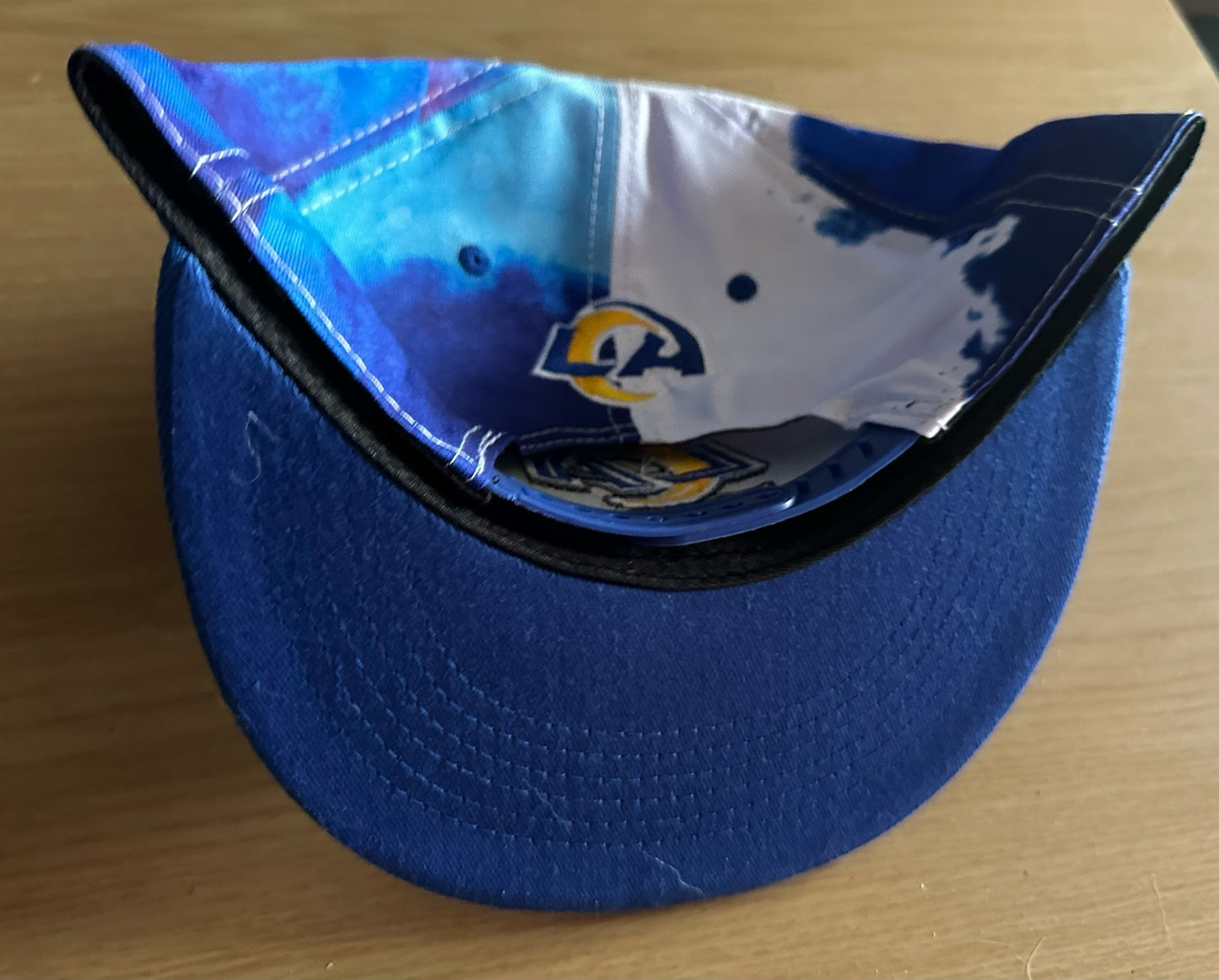 Los Angeles LA Rams NFL SnapBack Camo Baseball Cap Multicolour New With Sticker
