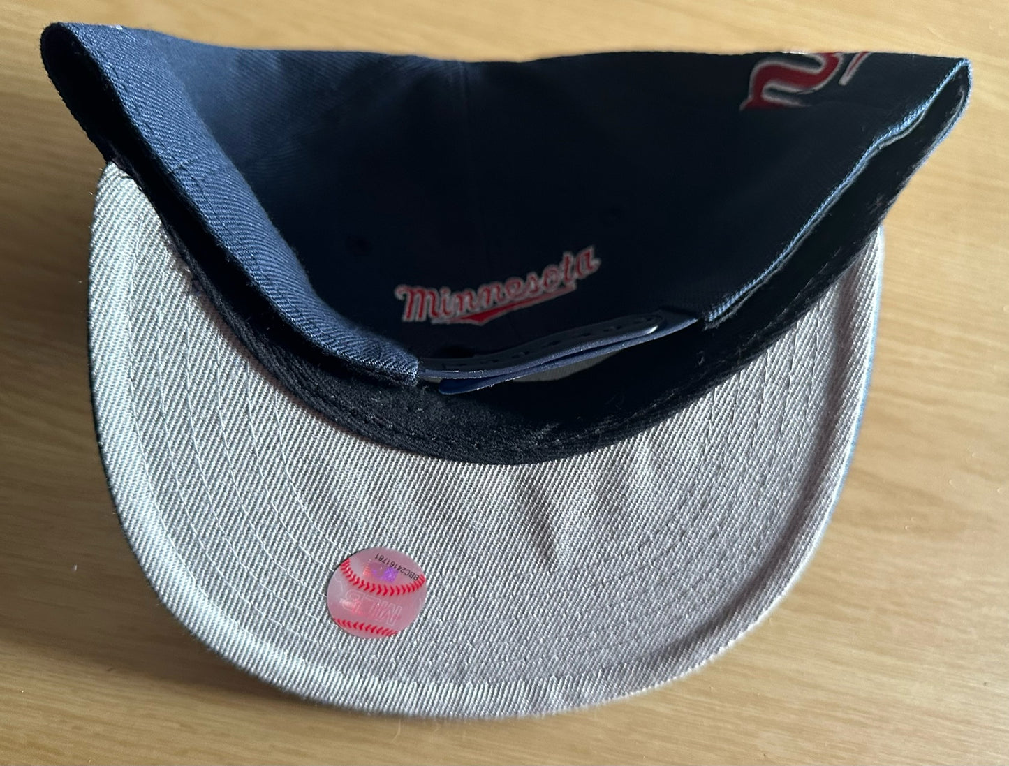 Minnesota Twins MLB SnapBack Baseball Cap Multicolour New With Sticker