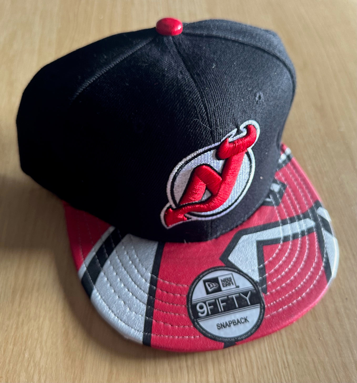 New Jersey Devils NHL SnapBack Baseball Cap Multicolour New With Sticker