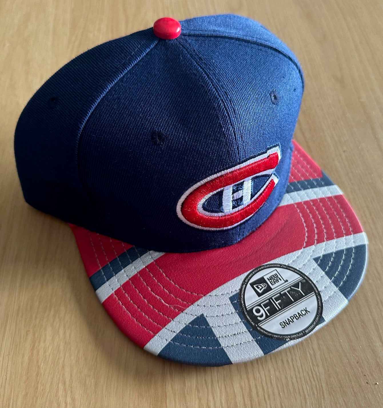 Montreal Canadiens NHL SnapBack Baseball Cap Multicolour New With Sticker
