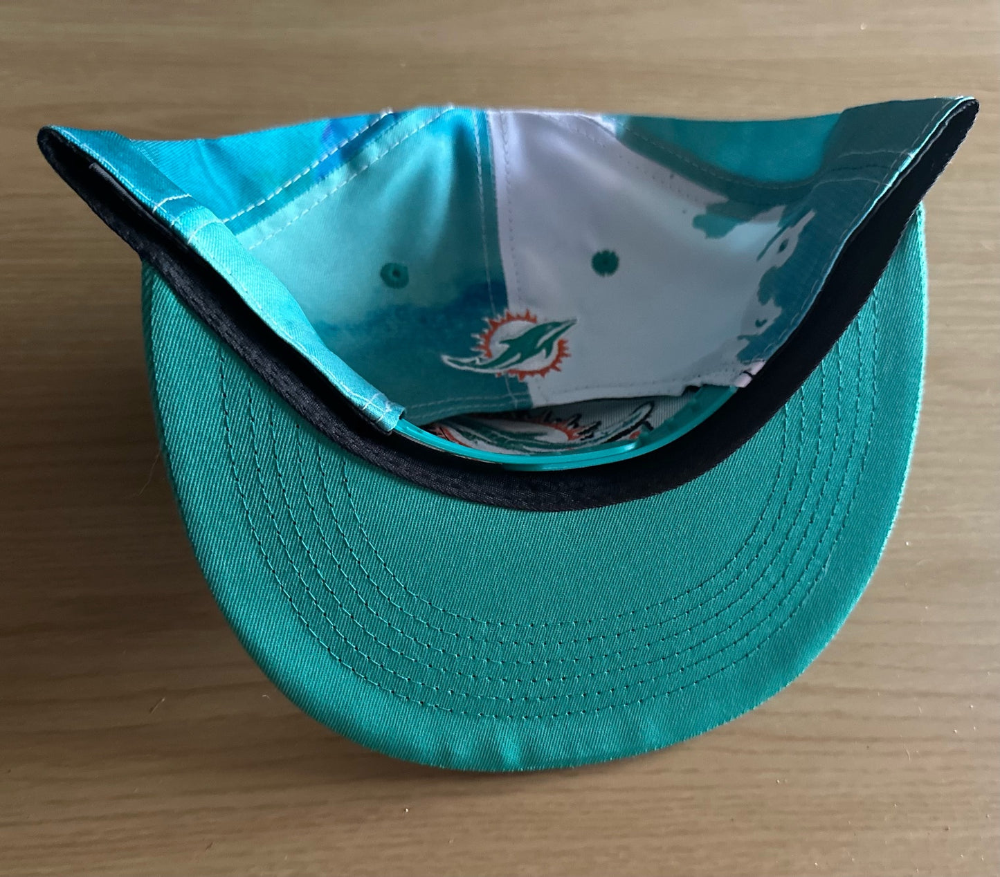 Miami Dolphins NFL SnapBack Camo Baseball Cap Multicolour New With Sticker