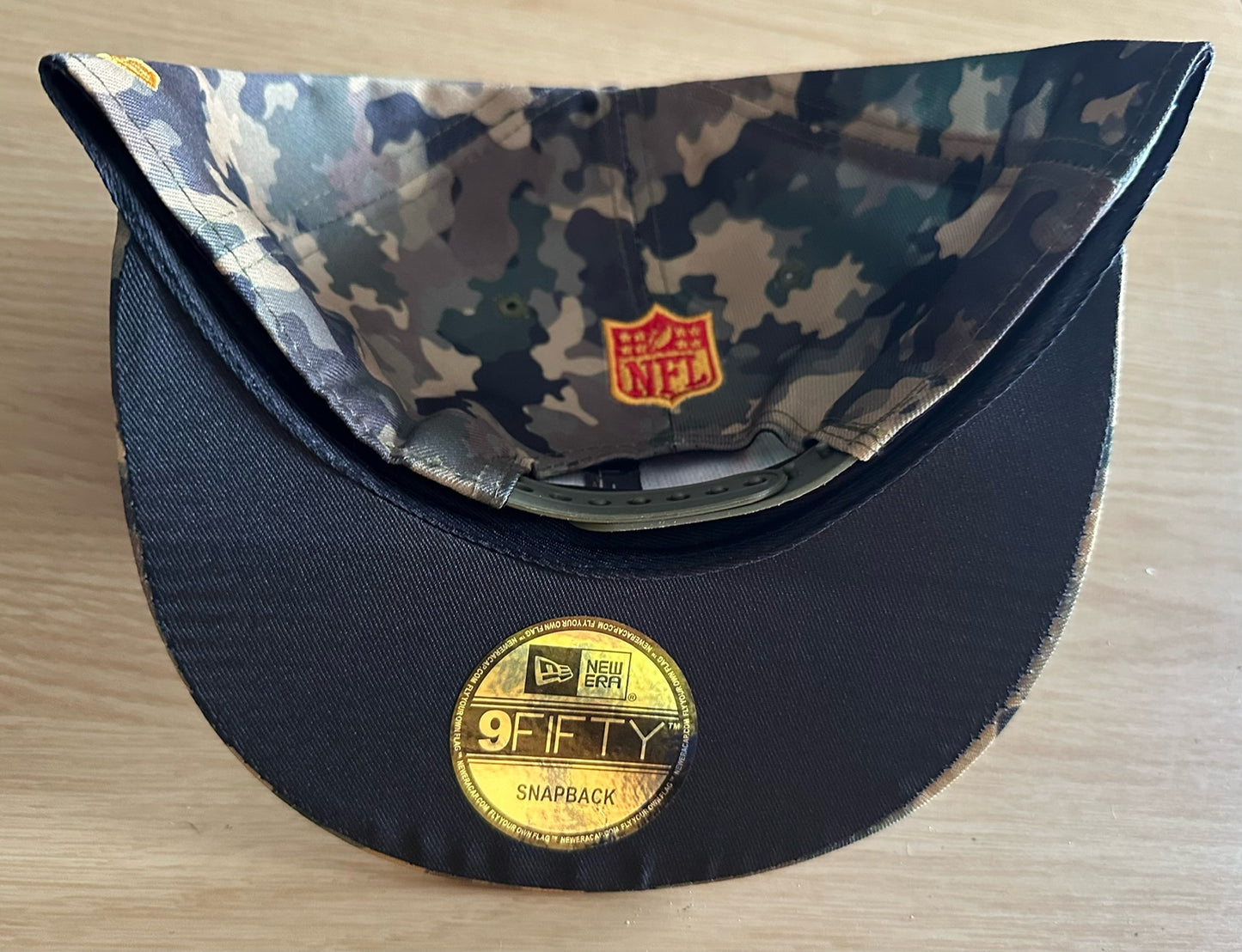 Washington Commanders NFL 2 Camo SnapBack Baseball Cap Multicolour New With Sticker