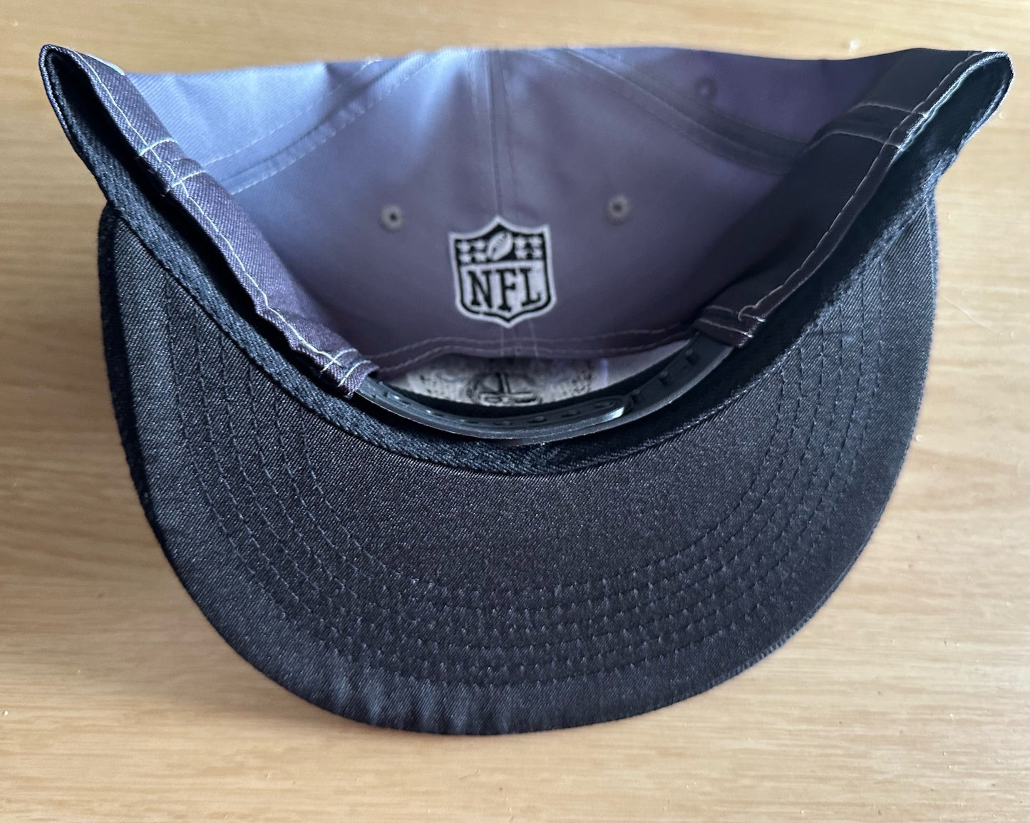 Las Vegas Raiders NFL SnapBack Baseball Cap Multicolour New With Sticker