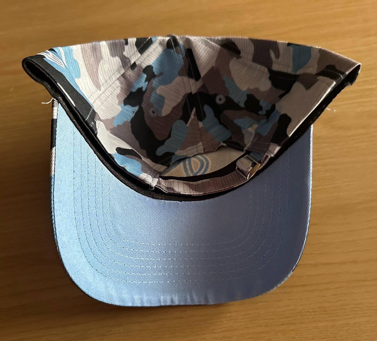 North Carolina Tar Heels NCAA Camo Baseball Cap Multicolour New With Sticker