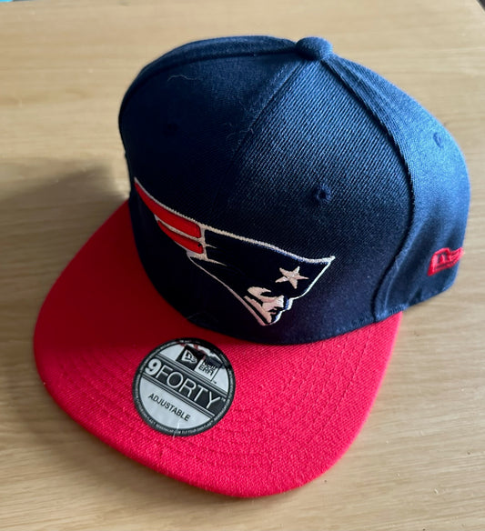 New England Patriots NFL SnapBack Baseball Cap Multicolour New With Sticker